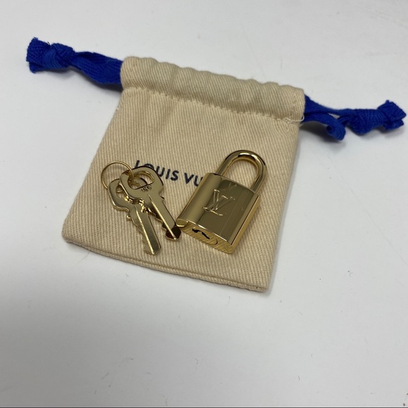 Louis Vuitton Speedy 25 Monogram Teddy Fleece - Picture 16 of 16